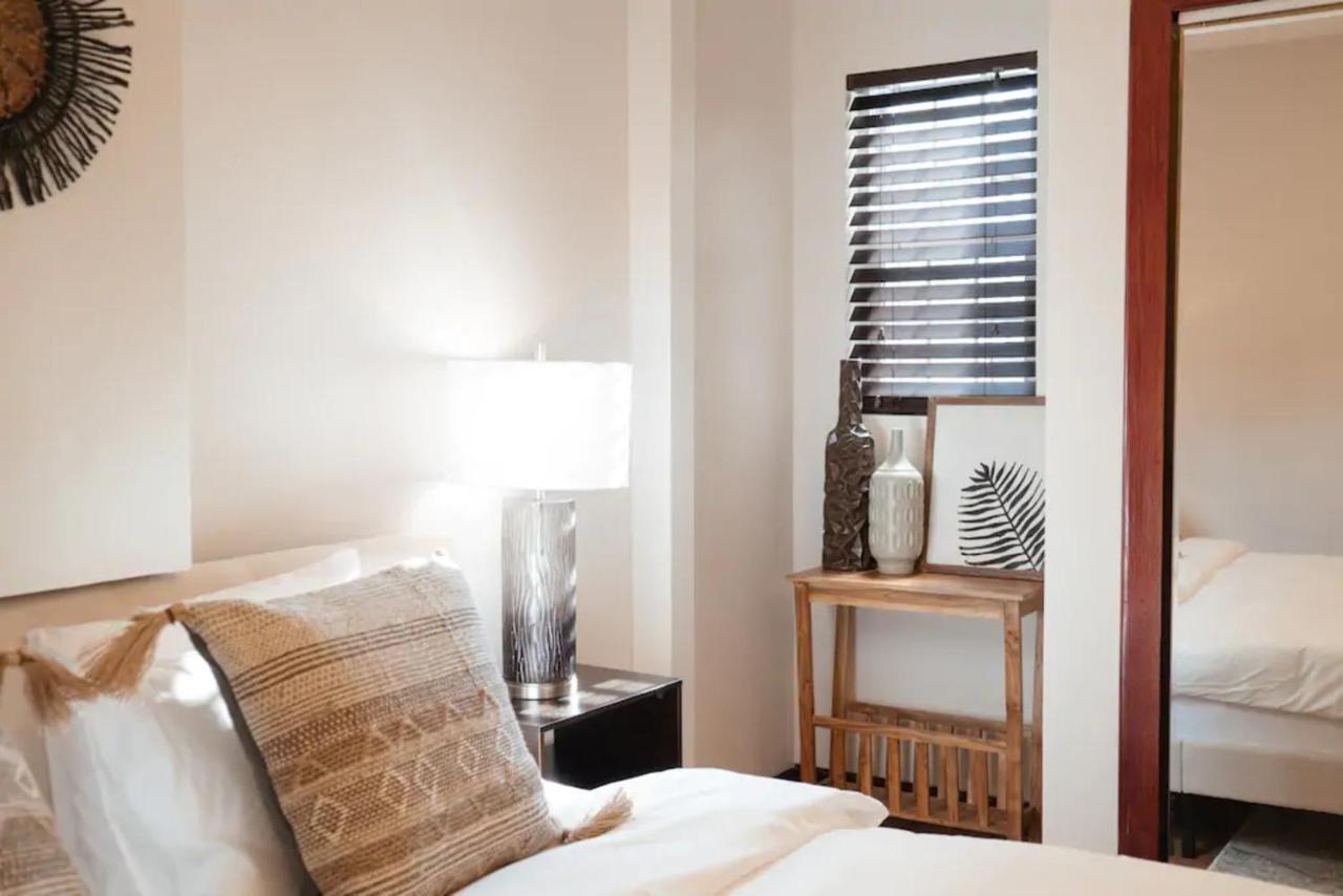 2Br Airy & Tidy Apt With Free Covered Parking - Central Modern ชิคาโก ภายนอก รูปภาพ